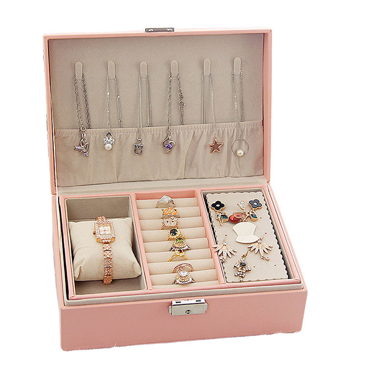 Is het beter om sieraden in een doos op te slaan?